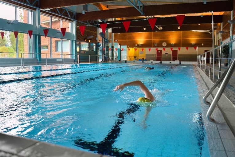 Aikuisten uintitekniikkakurssi